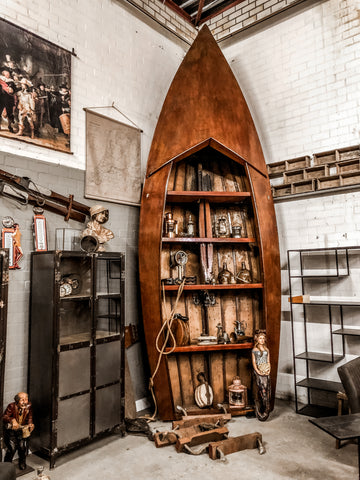 Image of Man cave / Winkel interieur / restaurant horeca - boot