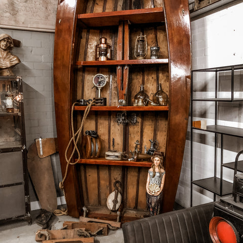 Image of Man cave / Winkel interieur / restaurant horeca - boot