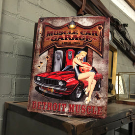 Man cave - Muscle car
